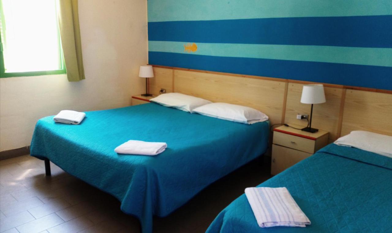 Hotel Lupo Di Mare Marina di Castagneto Carducci Buitenkant foto