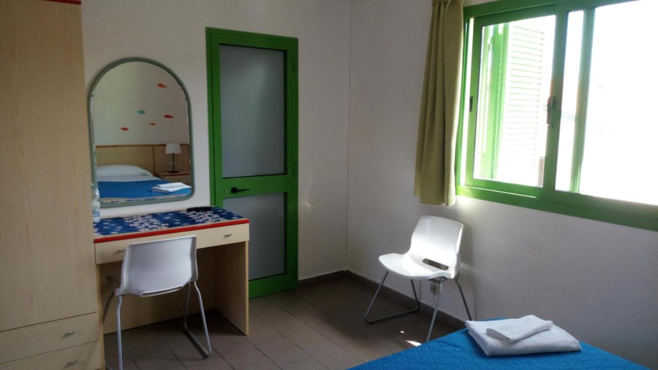 Hotel Lupo Di Mare Marina di Castagneto Carducci Buitenkant foto